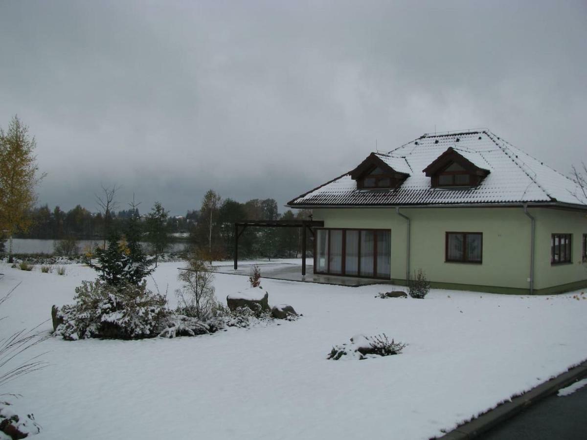 Obora 827 Nova Bystrice Villa Dış mekan fotoğraf
