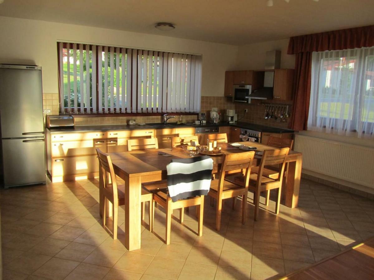 Obora 827 Nova Bystrice Villa Dış mekan fotoğraf